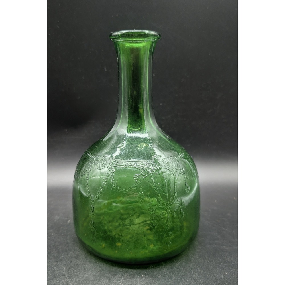 Vintage White Horse Distillers Green Glass Decanter Embossed Garland Bottle